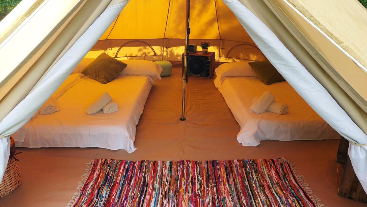 Camping Llavorsí 外观 照片