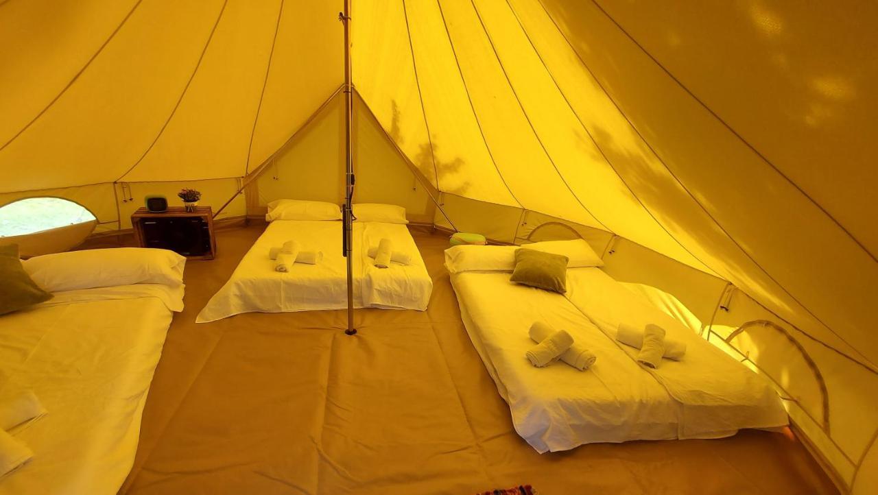 Camping Llavorsí 外观 照片