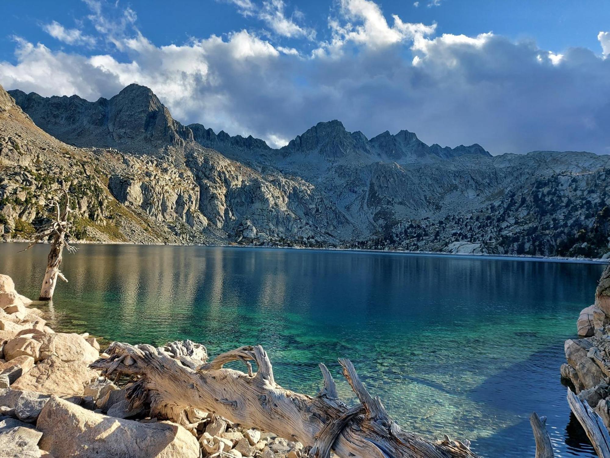 Camping Llavorsí 外观 照片